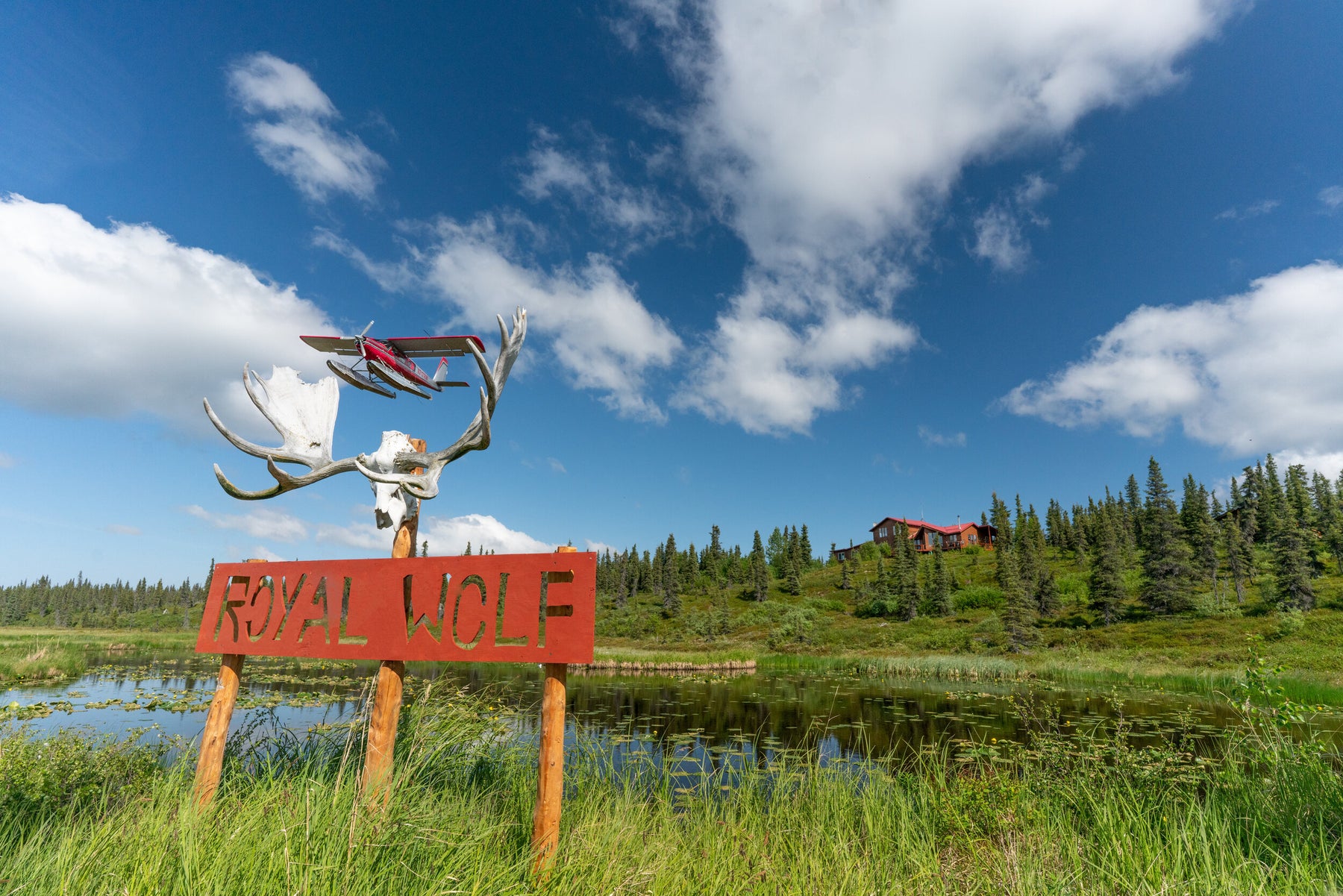 Royal Wolf Lodge - Alaska