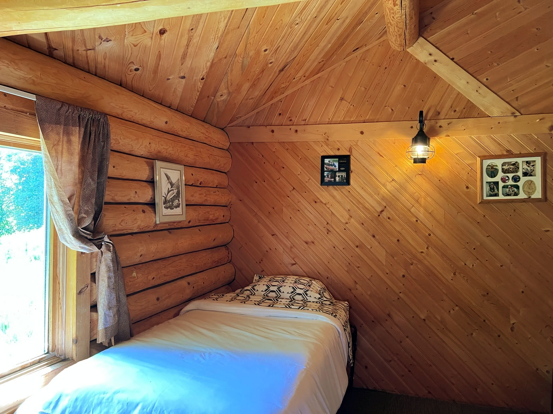 Tal - Adventures Lodge - Alaska