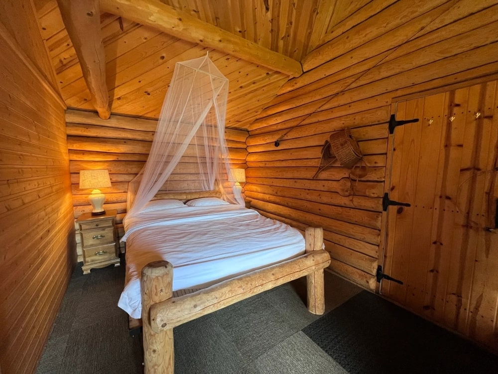 Tal - Adventures Lodge - Alaska